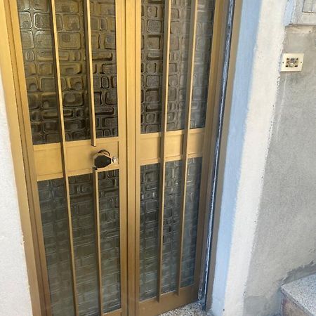 “Casa Rosi” Appartamento In Zona Medievale 피소그네 외부 사진